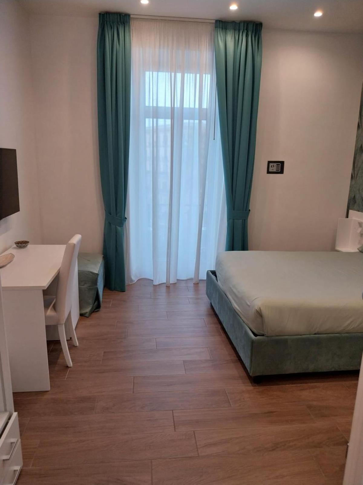 B&B Lungomare Sannazzaro Naples Exterior photo